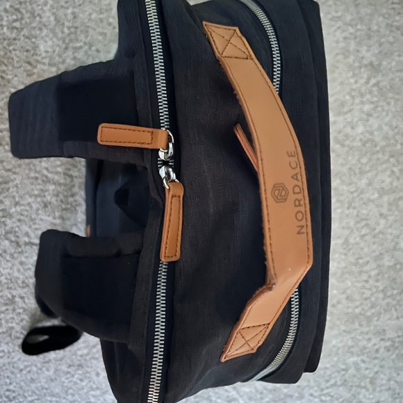 NWOT Nordace laptop backpack - Picture 5 of 9